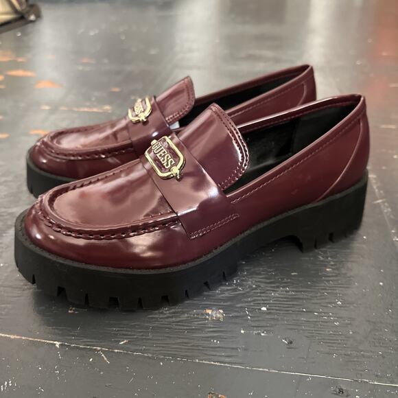 Guess Maroon Red Patent Leather Platform Loafers Shoes Women’s 8.5 - BP - Picture 2 of 15